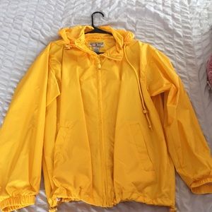 Vintage yellow raincoat/windbreaker :)